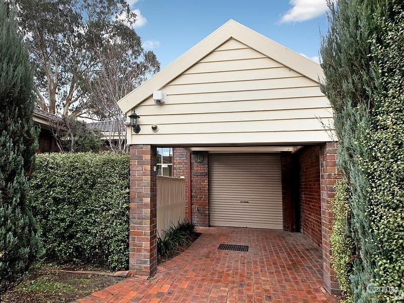 2/54 Thomas Street, Brighton East VIC 3187