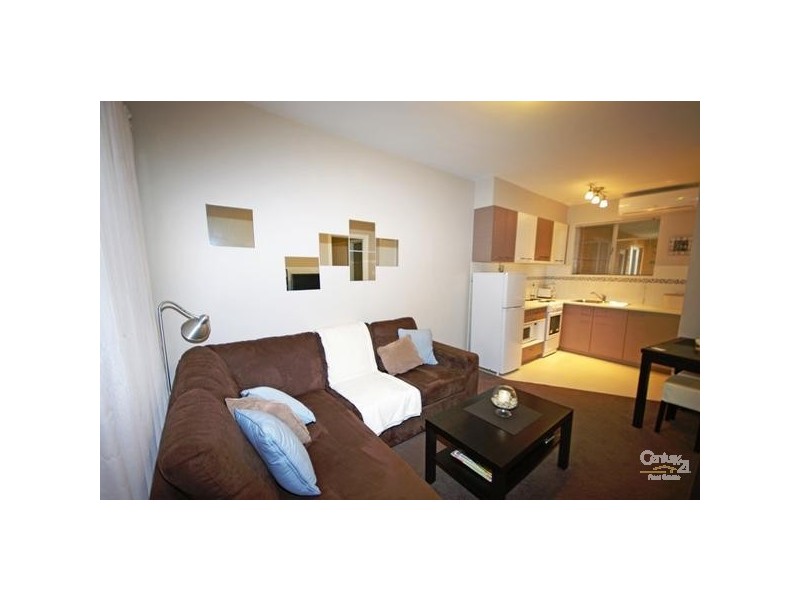 1/1 Newman Avenue, Carnegie VIC 3163