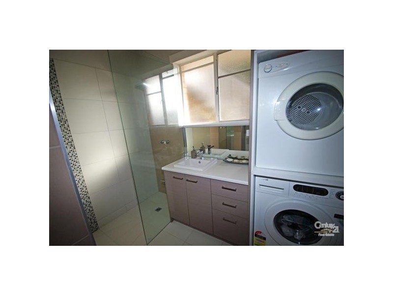 1/1 Newman Avenue, Carnegie VIC 3163