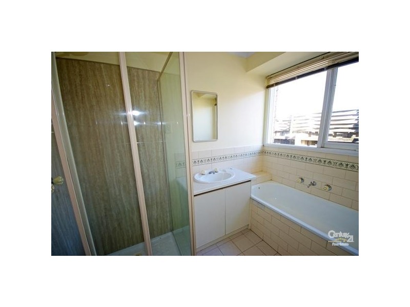 2 Vella Court, Springvale South VIC 3172