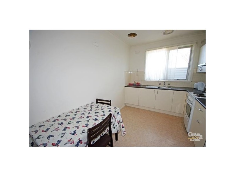 2/13 Baker Street, Moorabbin VIC 3189