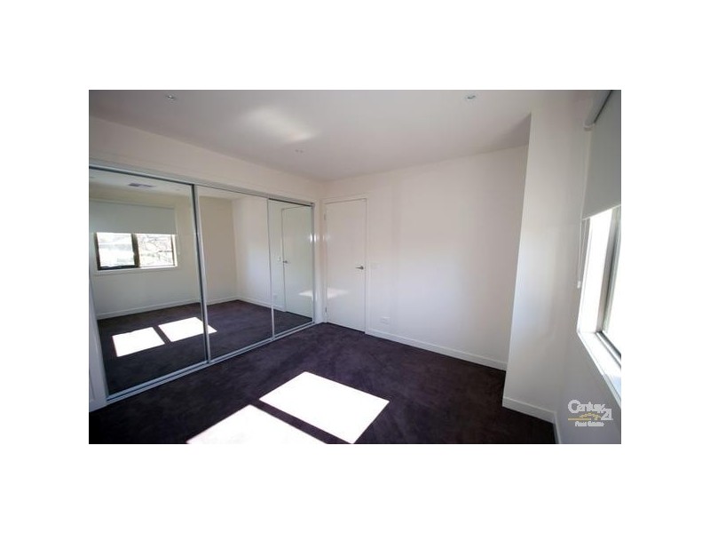 8 Brady Road, Bentleigh East VIC 3165