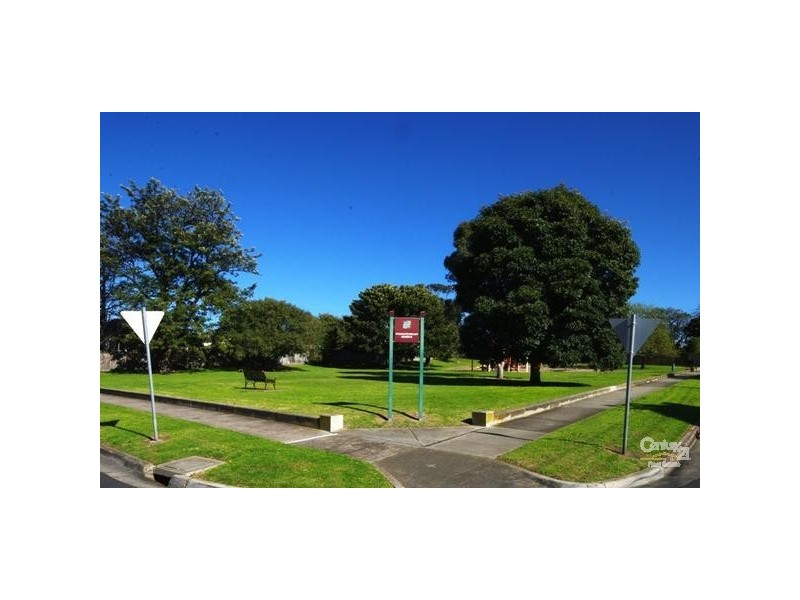8 Brady Road, Bentleigh East VIC 3165
