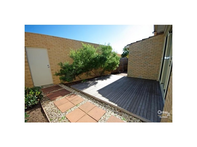 1/11 Carrington  Street, Hampton East VIC 3188