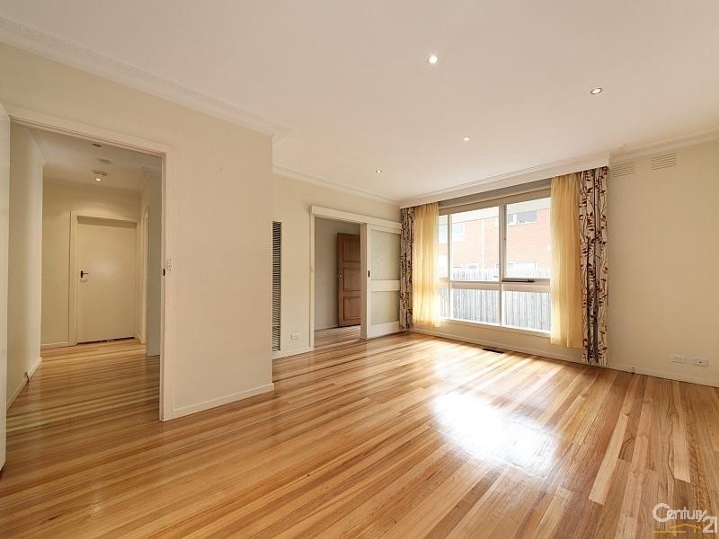 2/1 Carlton Street, Mckinnon VIC 3204