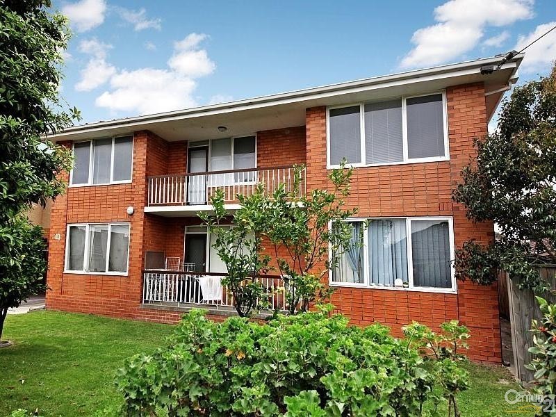 2/10 Elm Grove, Mckinnon VIC 3204