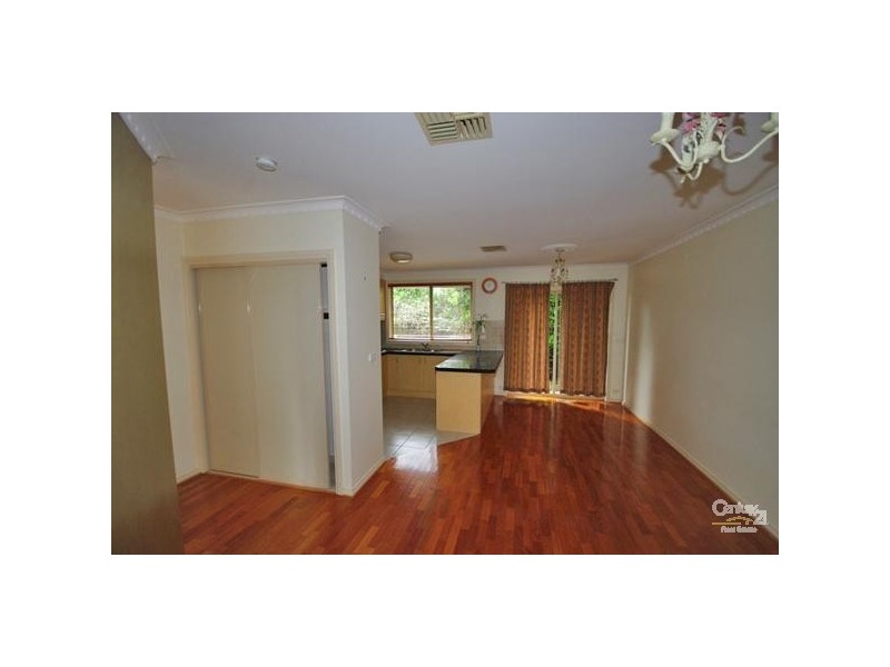 2/9 Leinster Street, Ormond VIC 3204