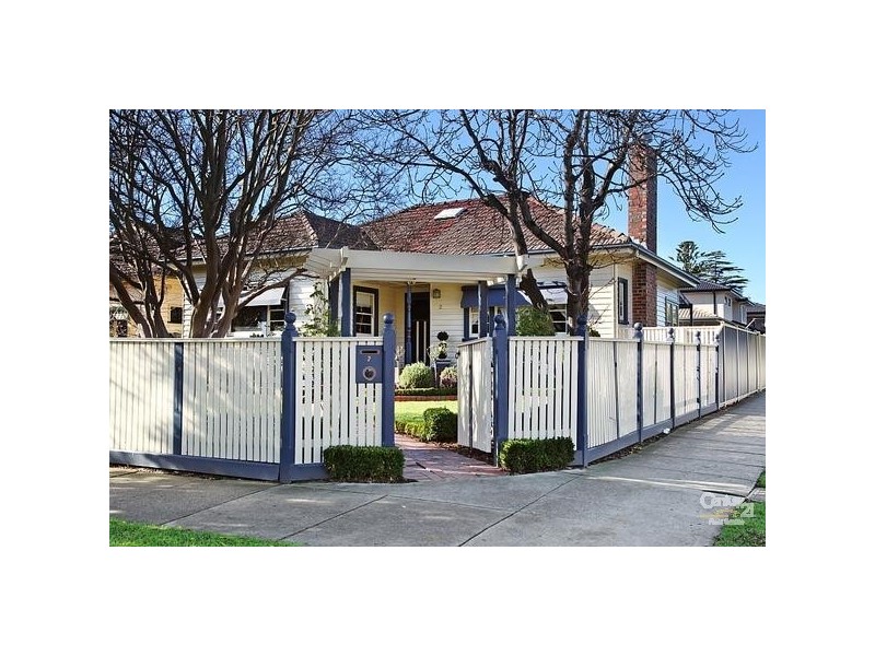 2 Bewdley Street, Ormond VIC 3204