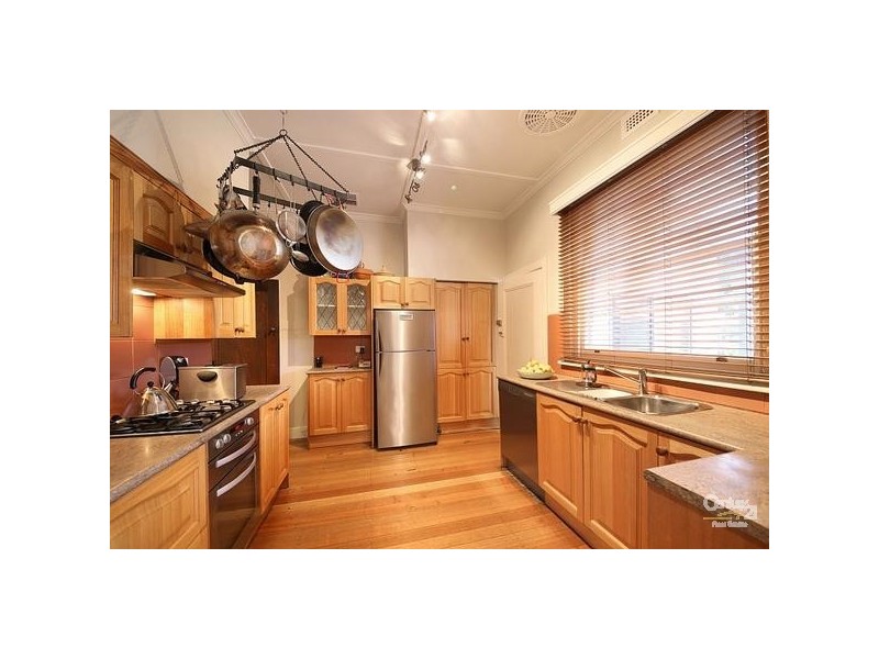 2 Bewdley Street, Ormond VIC 3204