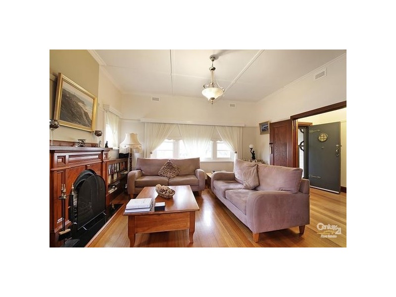 2 Bewdley Street, Ormond VIC 3204