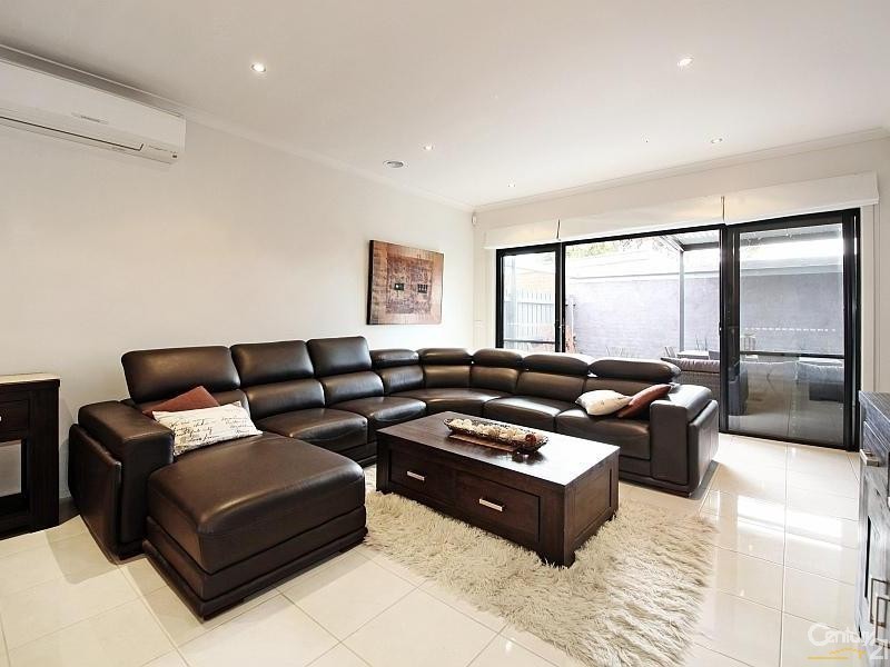 14 Charles Street, Bentleigh East VIC 3165