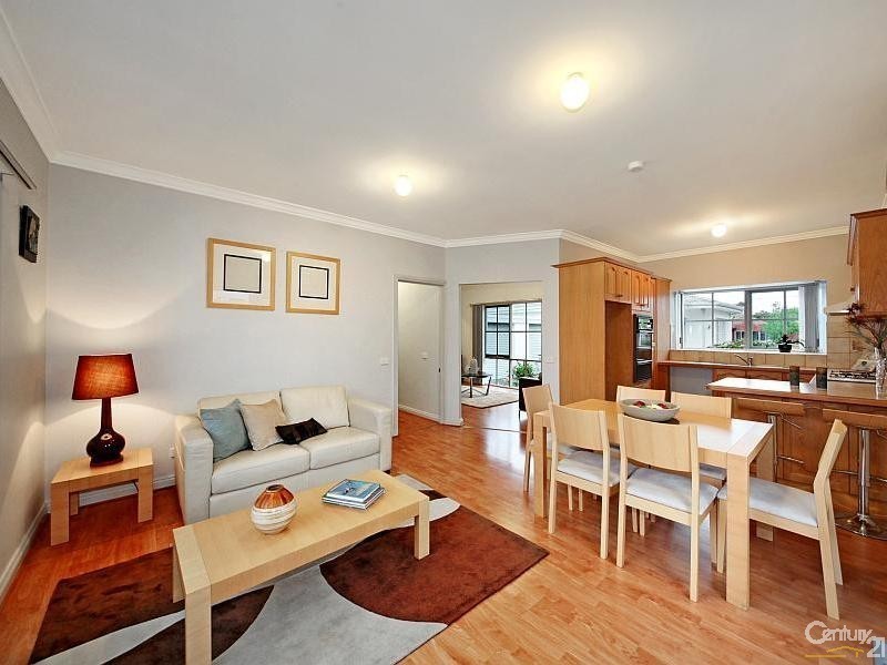 2/17 Fitzroy Street, Mckinnon VIC 3204