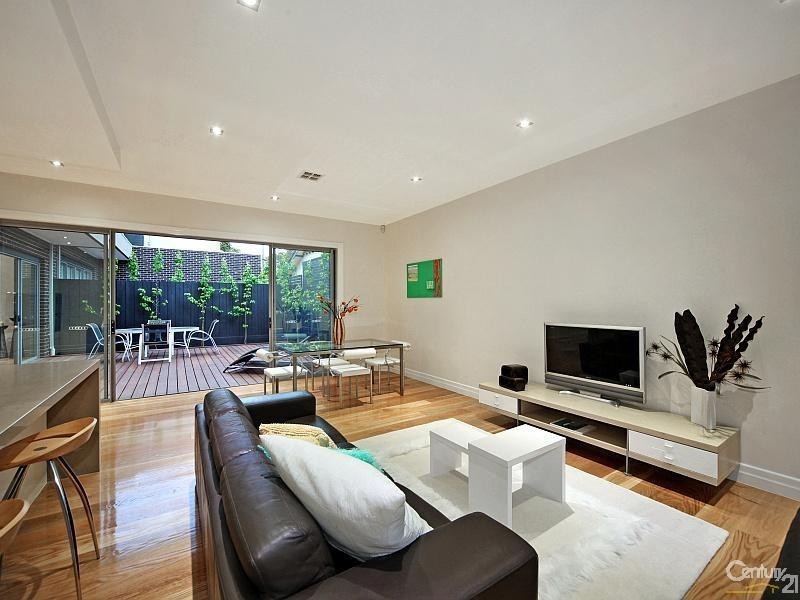 30 Parker Street, Ormond VIC 3204