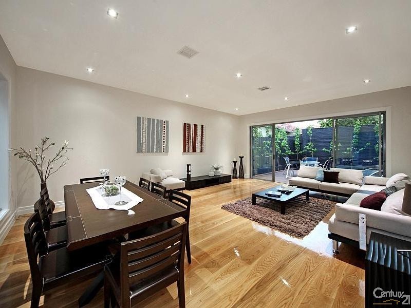 30 Parker Street, Ormond VIC 3204