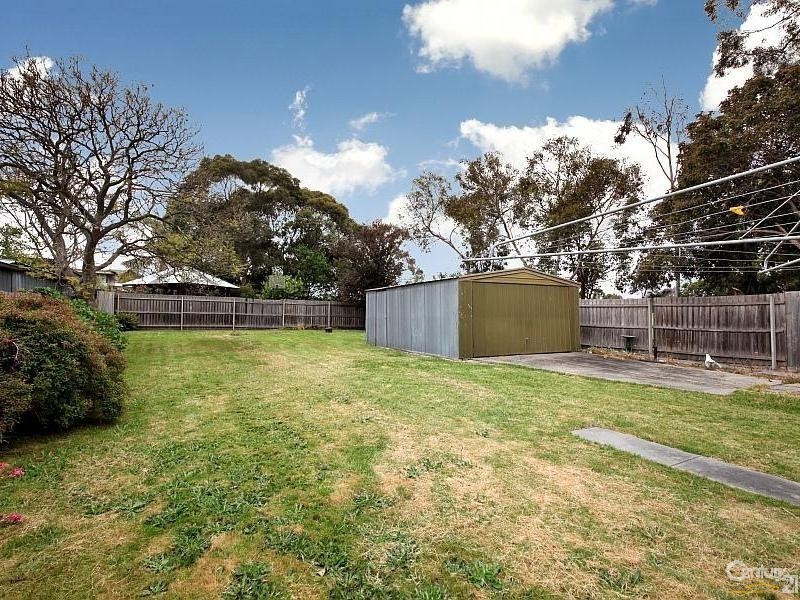 68 Hall Street, Ormond VIC 3204