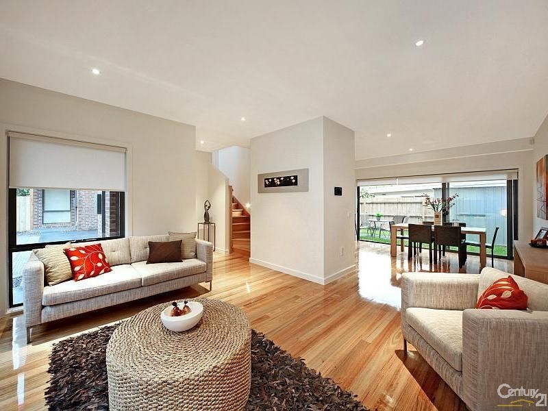 2/1 Prince Edward Avenue, Mckinnon VIC 3204