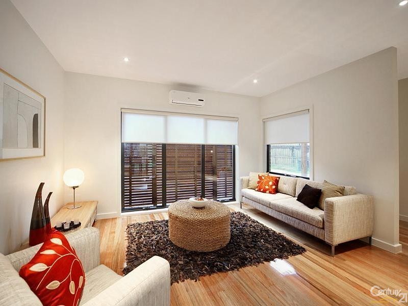 2/1 Prince Edward Avenue, Mckinnon VIC 3204