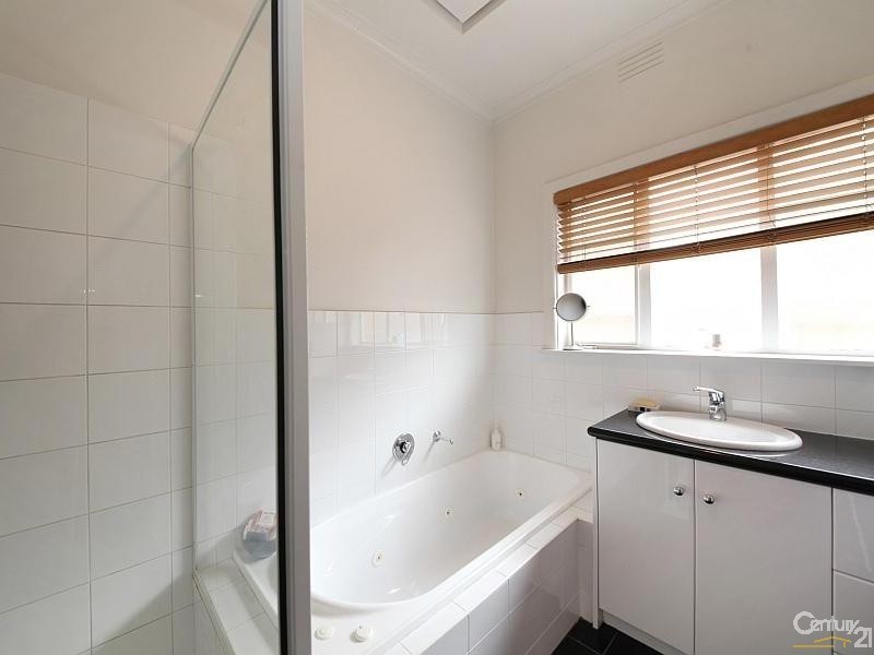 10 Konrad Street, Bentleigh East VIC 3165