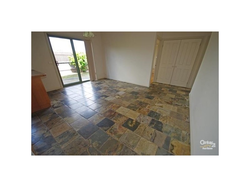 2/14 Osborne Avenue, Mckinnon VIC 3204