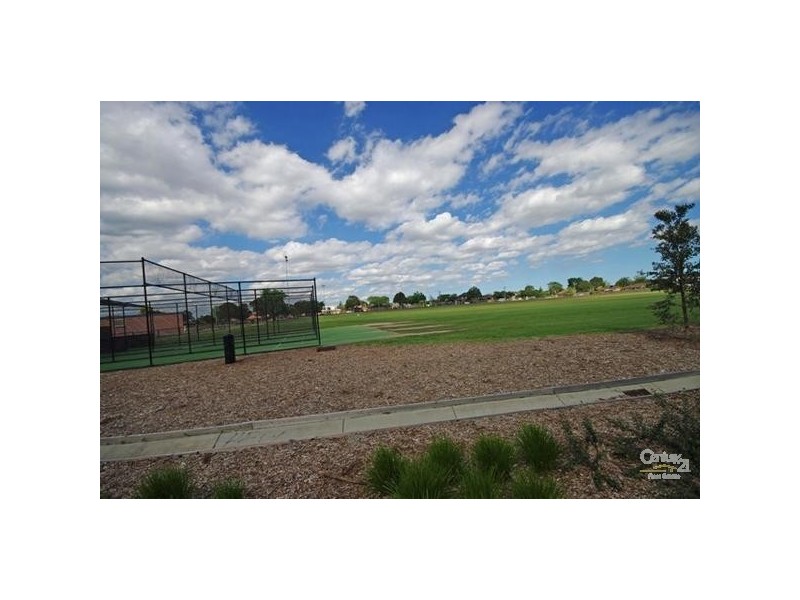 2/14 Osborne Avenue, Mckinnon VIC 3204