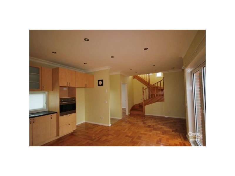 1 Lawson Street, Bentleigh VIC 3204