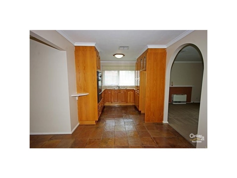 8 Eunice Drive, Cheltenham VIC 3192