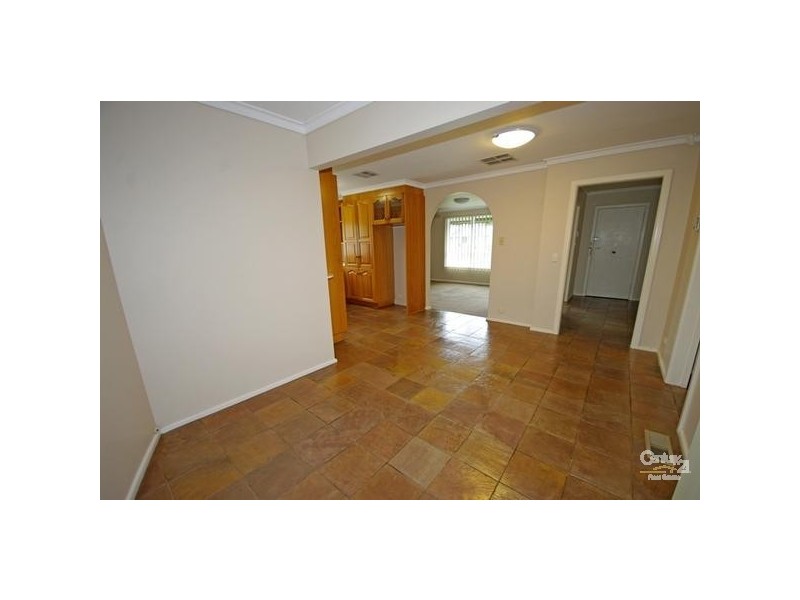 8 Eunice Drive, Cheltenham VIC 3192