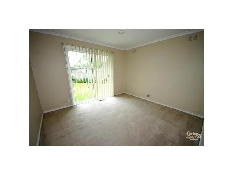 8 Eunice Drive, Cheltenham VIC 3192