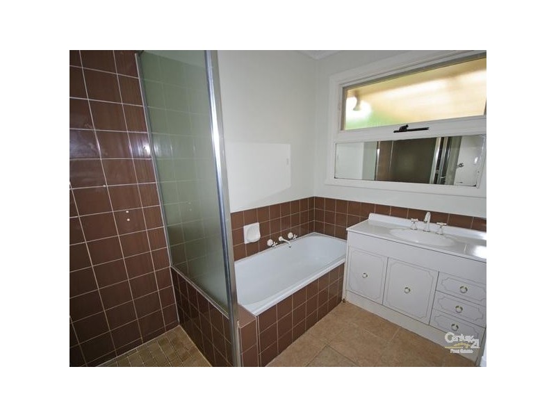 8 Eunice Drive, Cheltenham VIC 3192