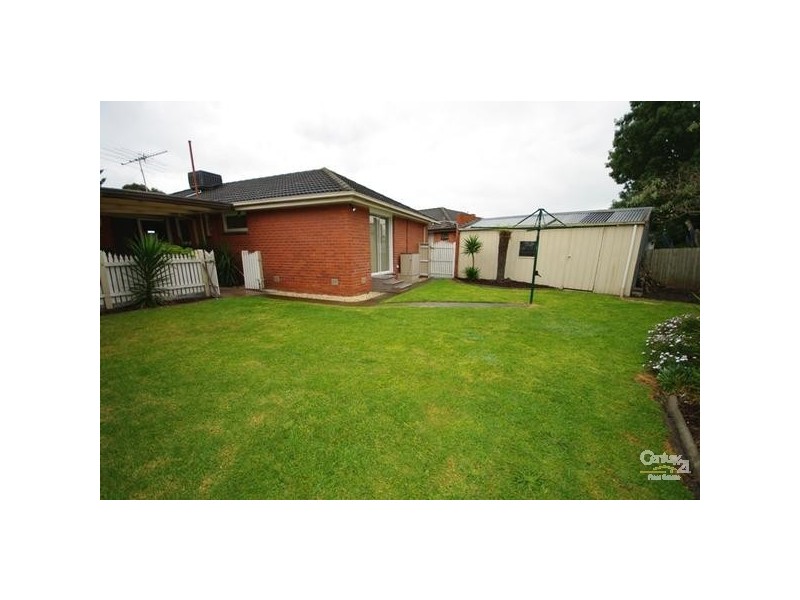 8 Eunice Drive, Cheltenham VIC 3192