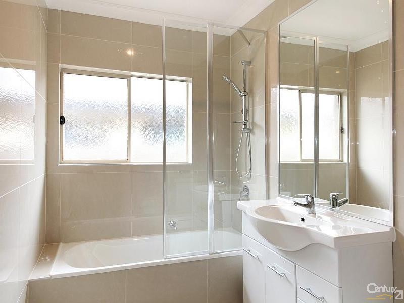 20 Tasman Road, Bentleigh East VIC 3165