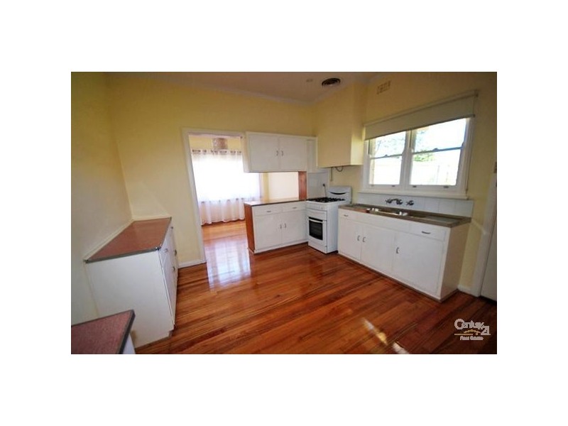 8 Dover Street, Bentleigh East VIC 3165