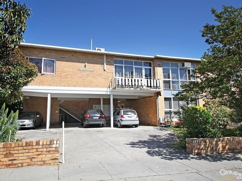 8/21 Bent Street, Bentleigh VIC 3204
