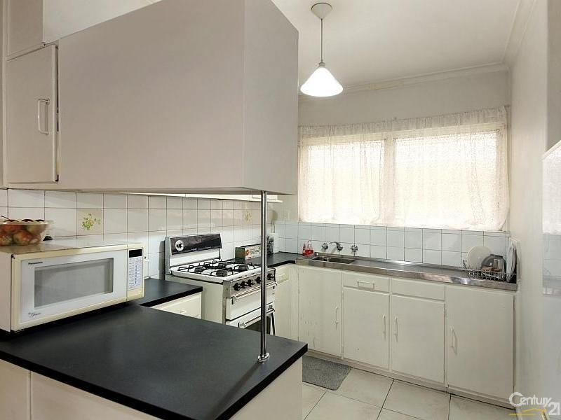 8/21 Bent Street, Bentleigh VIC 3204