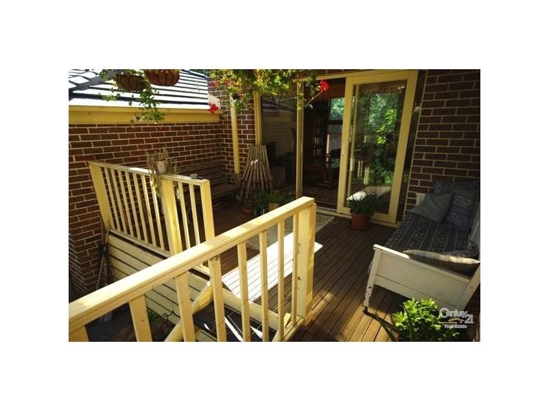 2/21 Rebecca Road, Malvern East VIC 3145