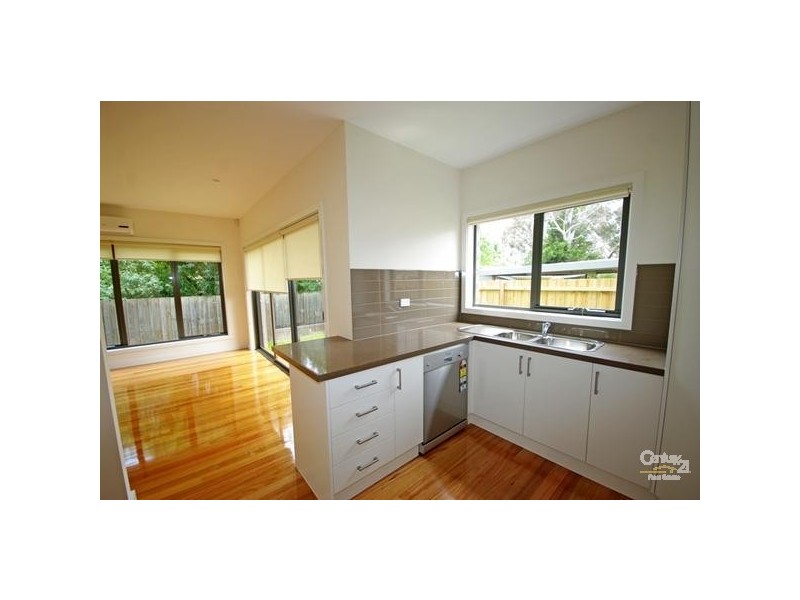 3/1 Prince Edward Avenue, Mckinnon VIC 3204