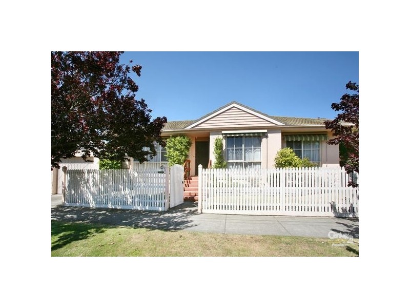 2/53 Hall Street, Mckinnon VIC 3204