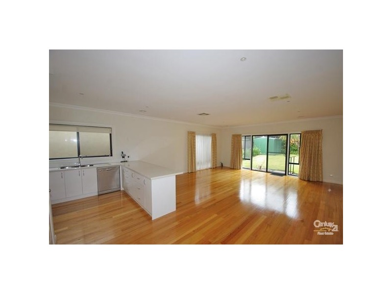 4B Pleasance Street, Bentleigh VIC 3204