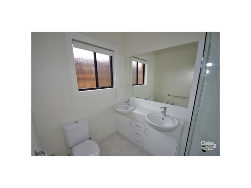 4B Pleasance Street, Bentleigh VIC 3204