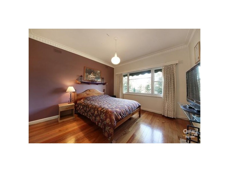 3 Neville Street, Bentleigh East VIC 3165