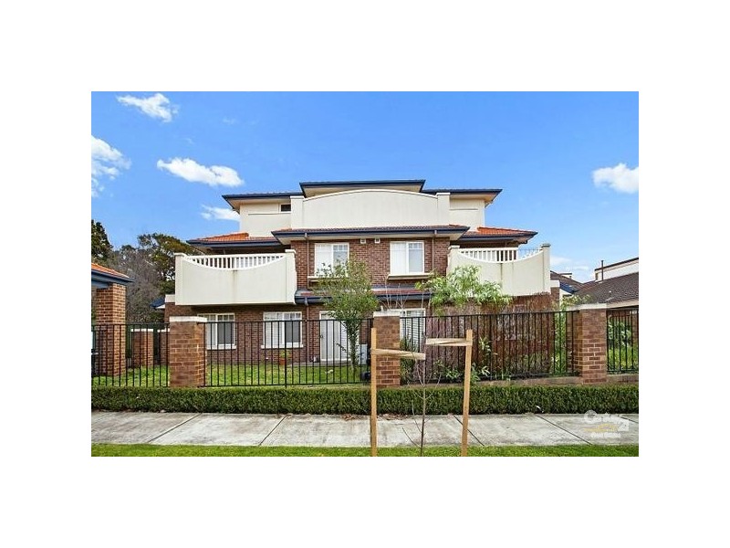 11/9 Bent Street, Bentleigh VIC 3204