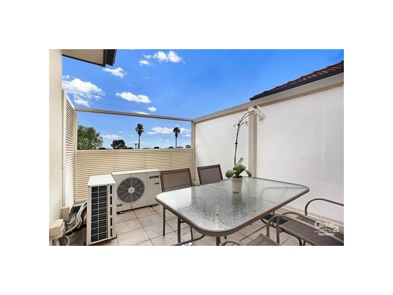 11/9 Bent Street, Bentleigh VIC 3204