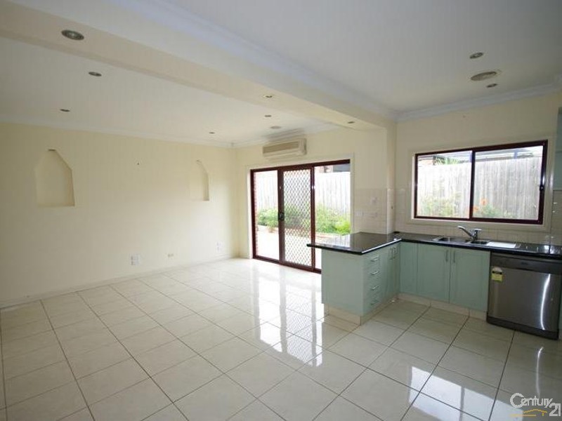 2/1074 North Road, Bentleigh East VIC 3165