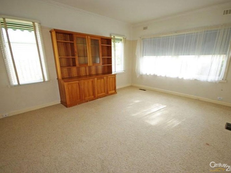 6 Purtell Street, Bentleigh East VIC 3165