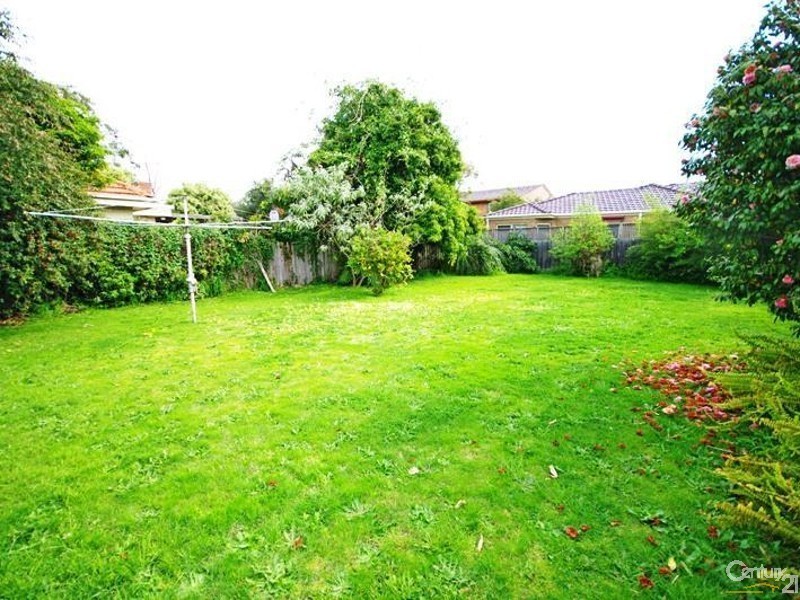 9 Windsor Avenue, Bentleigh VIC 3204