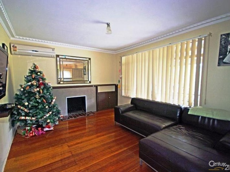 16 Tasman Road, Bentleigh East VIC 3165