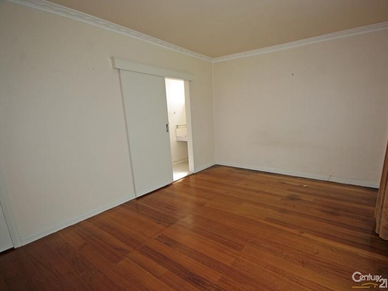 12 Thomasina Street, Bentleigh East VIC 3165