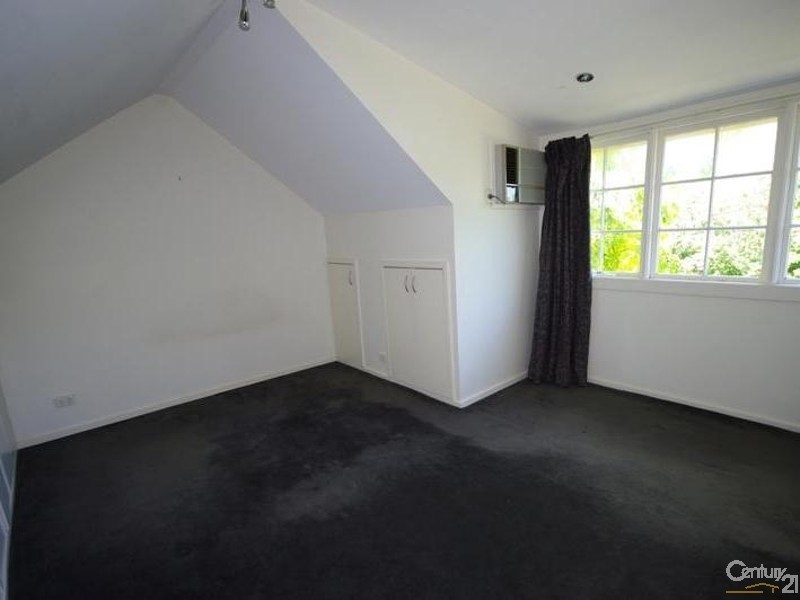 12 Thomasina Street, Bentleigh East VIC 3165