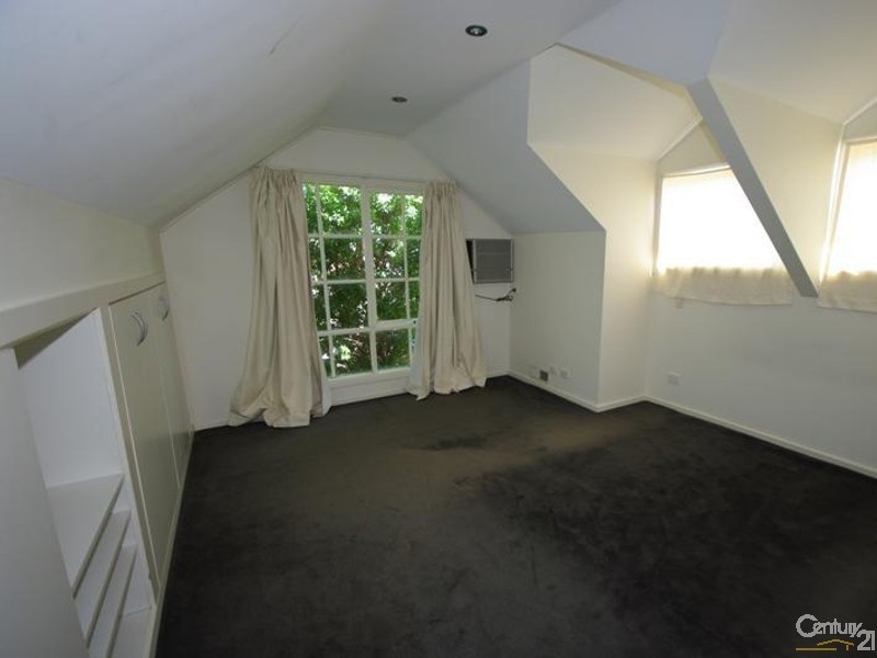 12 Thomasina Street, Bentleigh East VIC 3165