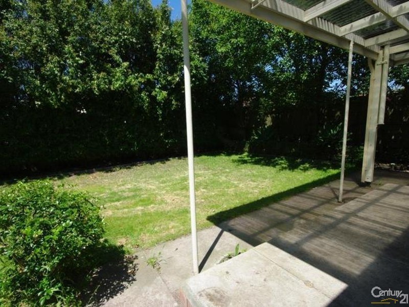 12 Thomasina Street, Bentleigh East VIC 3165